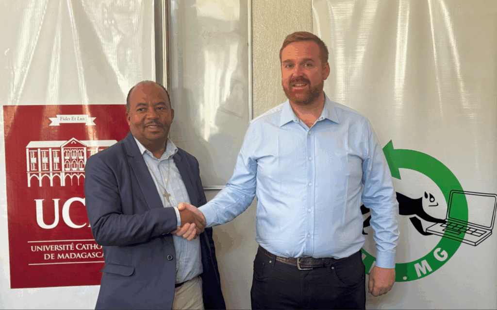💻🎁 MFT offre 5 ordinateurs All-in-One à l’UCM : début d’une belle collaboration