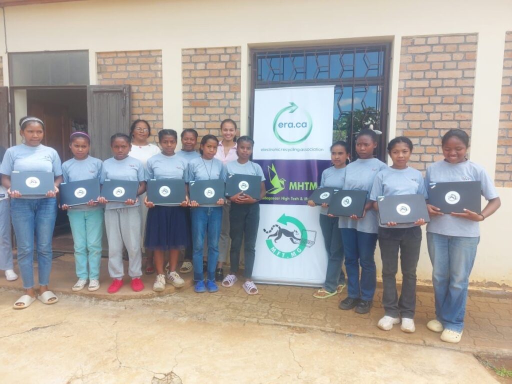 MFT et la Présidence : 30 ordinateurs portables pour renforcer les compétences numériques des enfants à Antsirabe